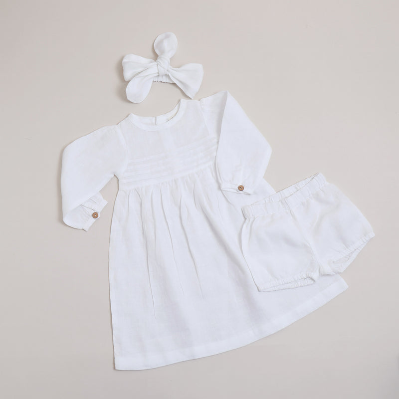 فستان أبيض من الكتان الطبيعي للأطفال